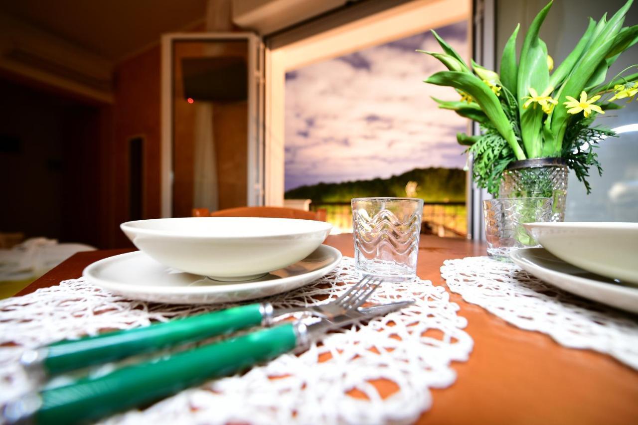 Residence Marlin Riccione Eksteriør billede