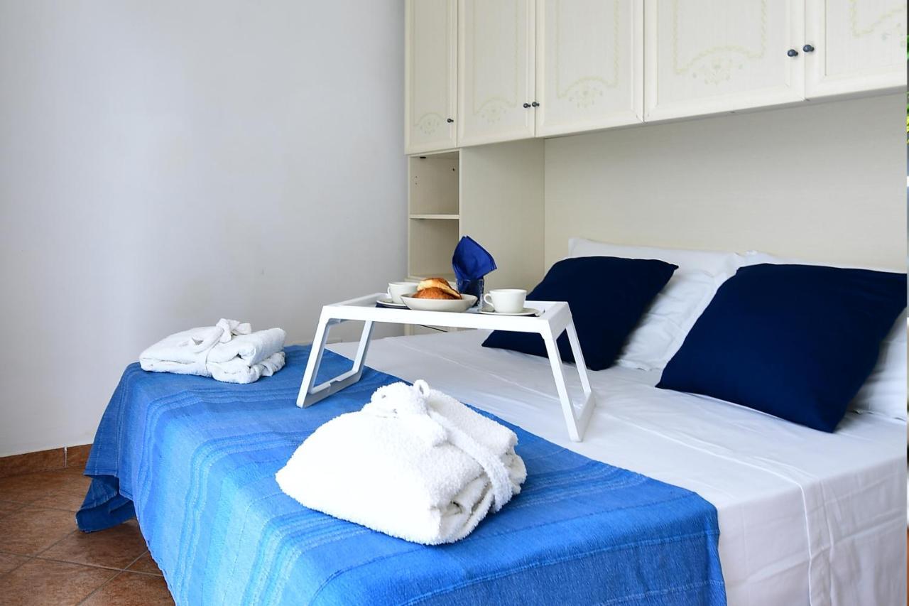 Residence Marlin Riccione Eksteriør billede